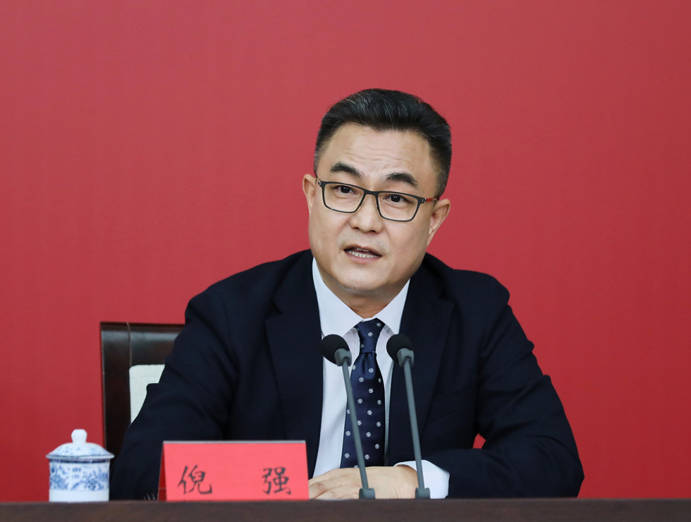 海南省副省长倪强